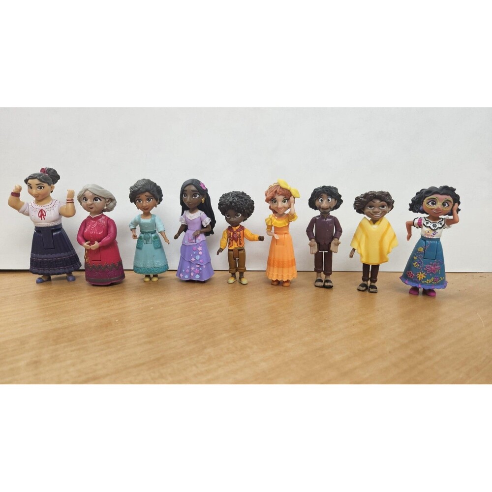 Disney Encanto Madrigal Family Mini Figure Lot 9 Mirabel Bruno Antonio Pepa